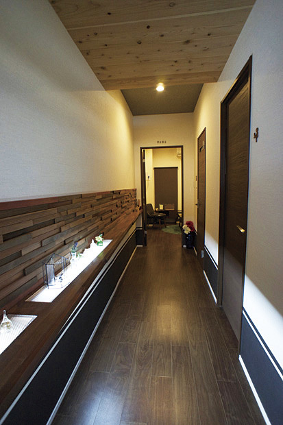 奥行きのある廊下